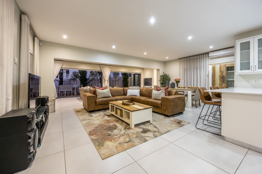 3 Bedroom Property for Sale in Zevendal Western Cape